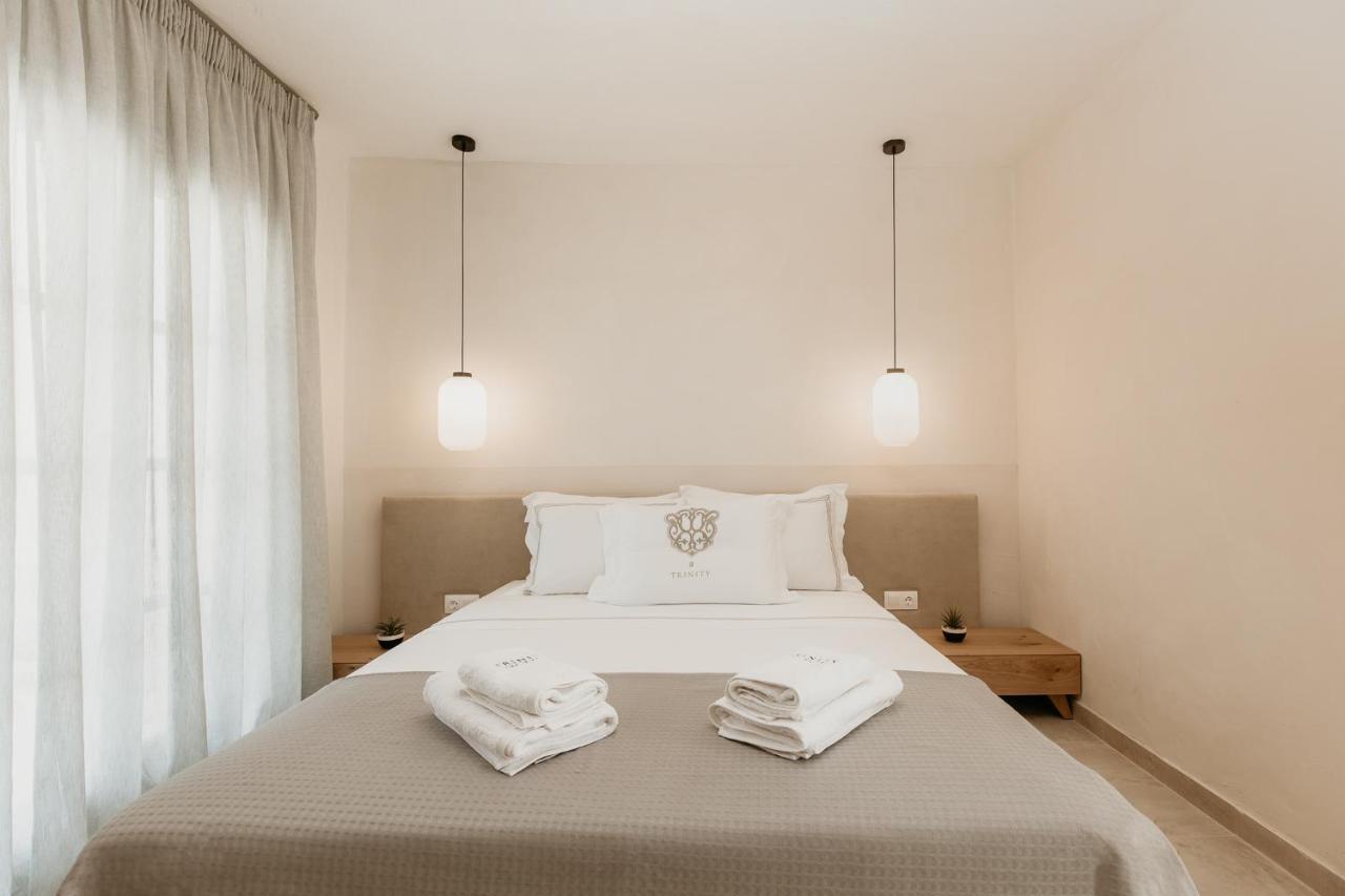 Trinity The Hotel Amoliani Extérieur photo