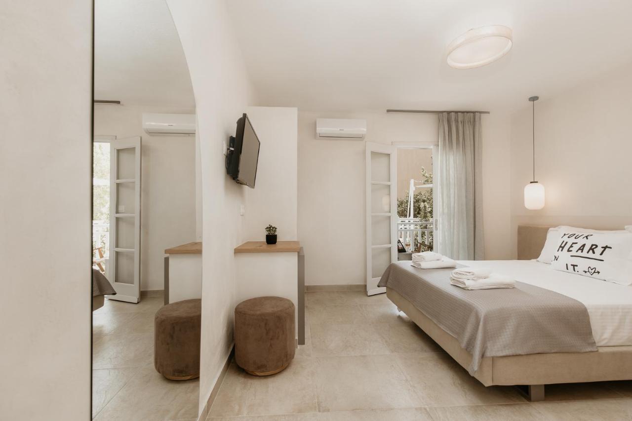 Trinity The Hotel Amoliani Extérieur photo