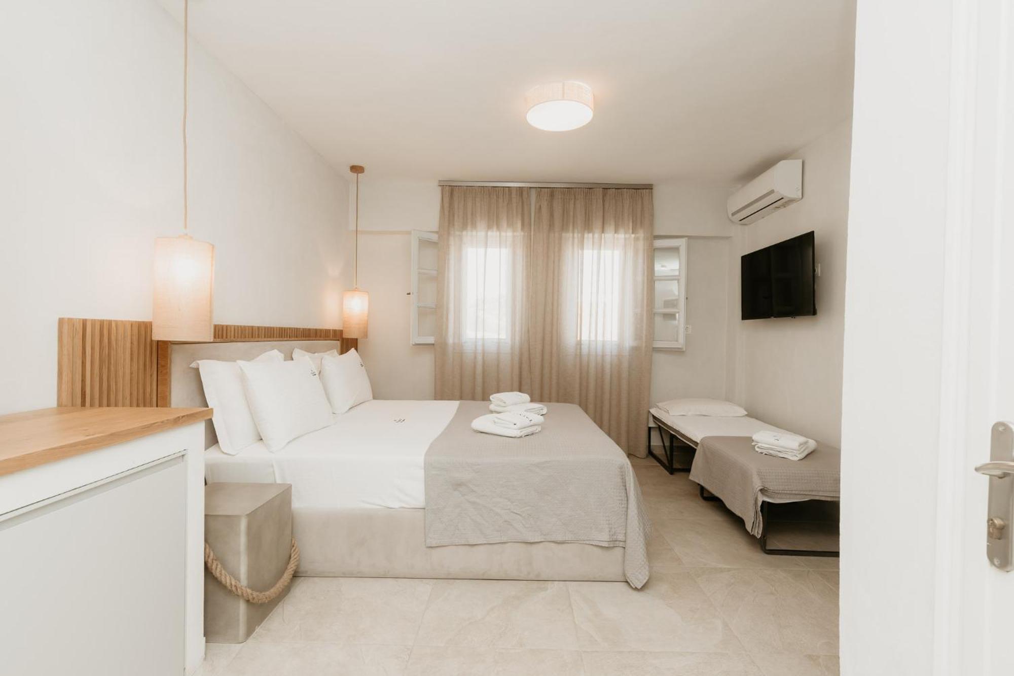 Trinity The Hotel Amoliani Extérieur photo